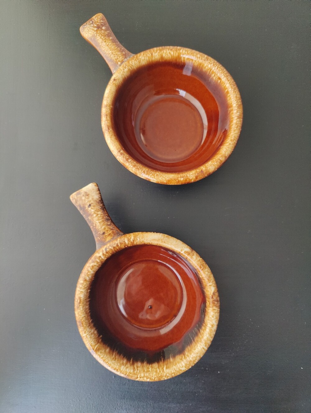 2 | Vintage | Hull Pottery USA | oven proof | soup bowls with handles 🤎